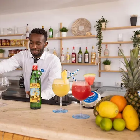 Rvhotels Sea Club Menorca 酒店 卡拉恩·布拉内斯