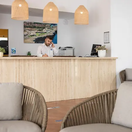 Rvhotels Sea Club Menorca 호텔 4*