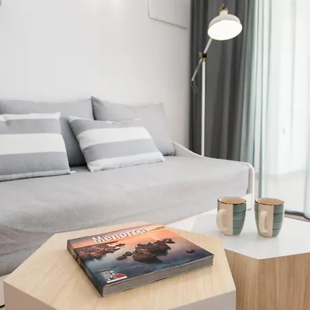 Rvhotels Sea Club Menorca 4* 卡拉恩·布拉内斯